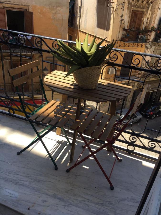 Suiteinpalermo - Case Vacanze Nel Centro Storico Exteriör bild